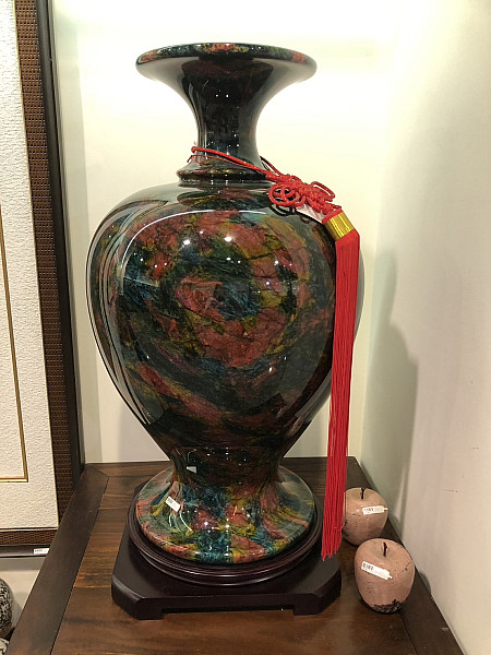 七彩藝石花瓶      貴人